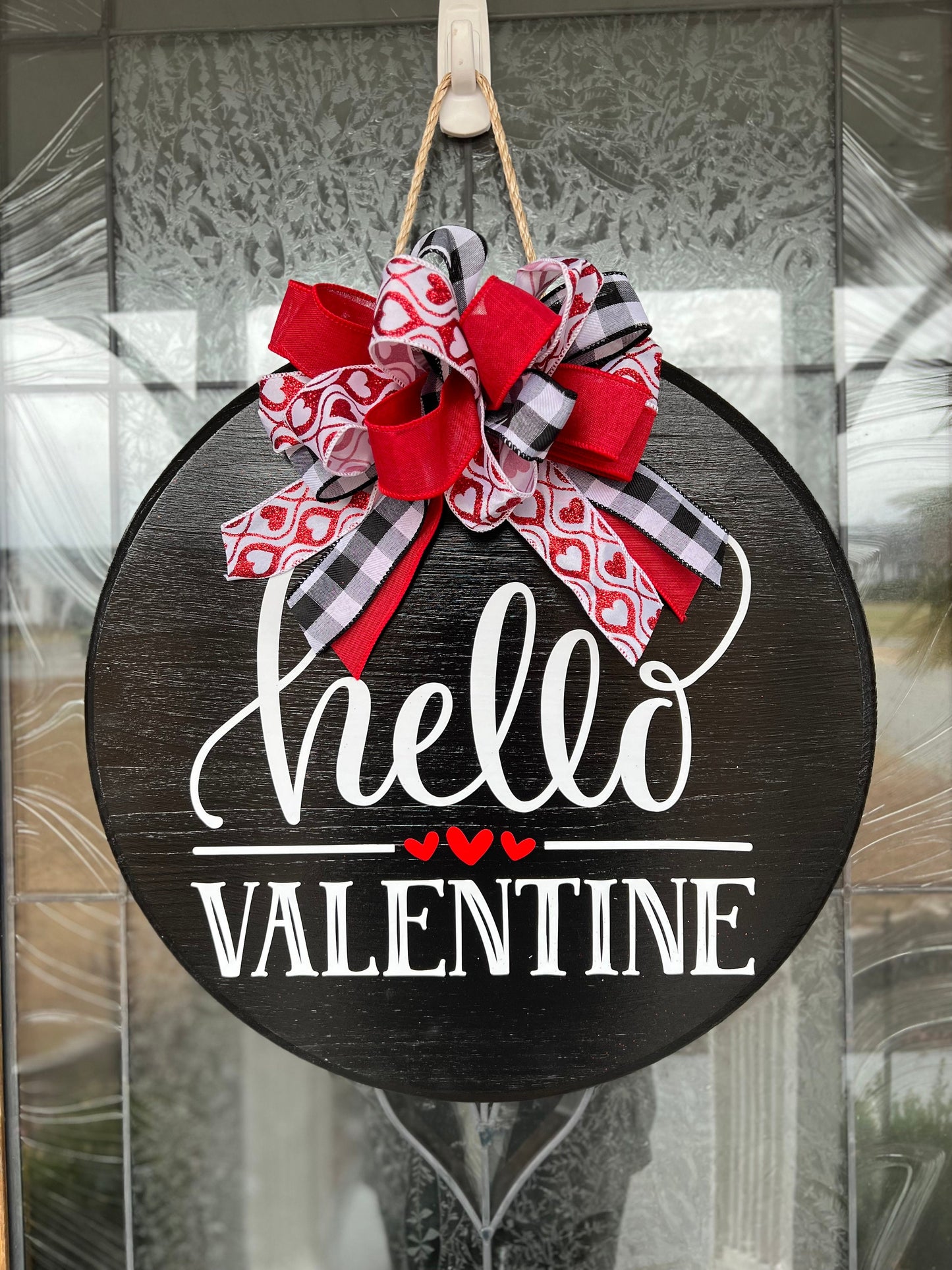 Valentines Front Door Sign | Hello Valentine